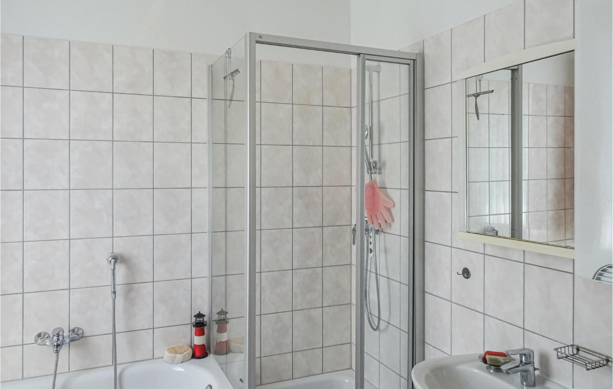 3 Bedroom Nice Home In Pinnow Ot Godern Exterior foto